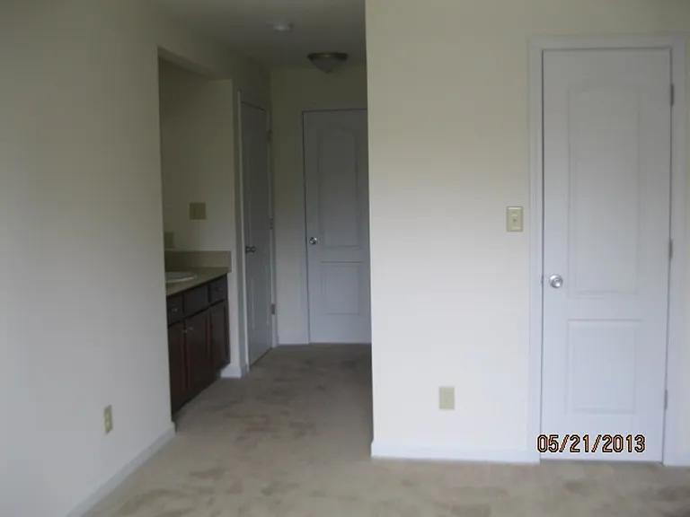671-1 Bartons Landing Pl — Photo 7