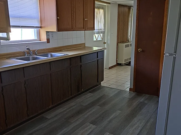 2105 Sunset Ln — Photo 4
