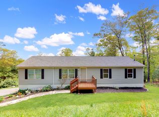 101 Cornflower Ln, Milford, PA 18337