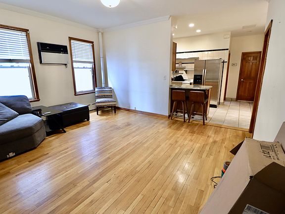 5th image of 6953 74th St #1L