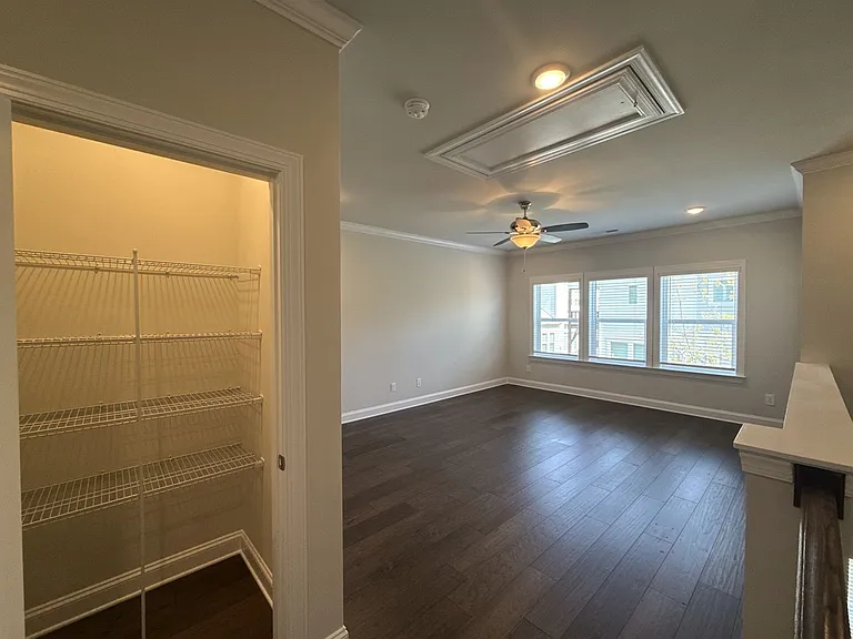11218 Cobb Creek Ct — Photo 30