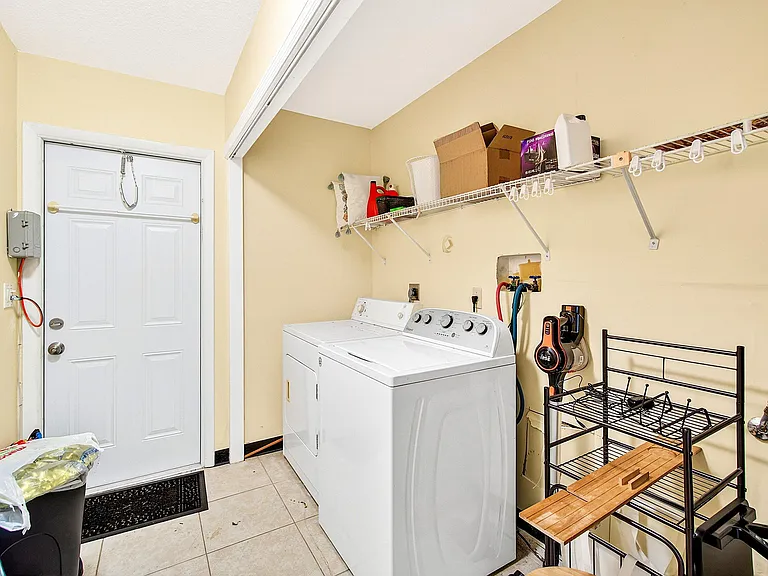 7883 Blackwood Ln — Photo 23