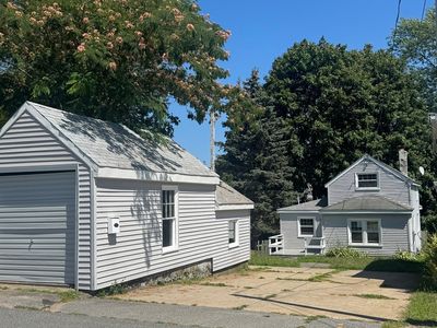 40 Clancy St, Swansea, MA, 02777