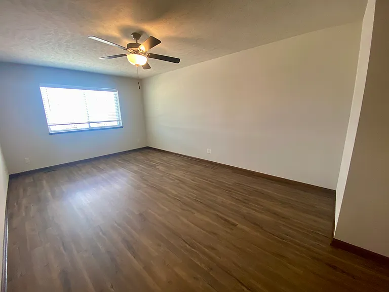 106 W Samuel Ave — Photo 10
