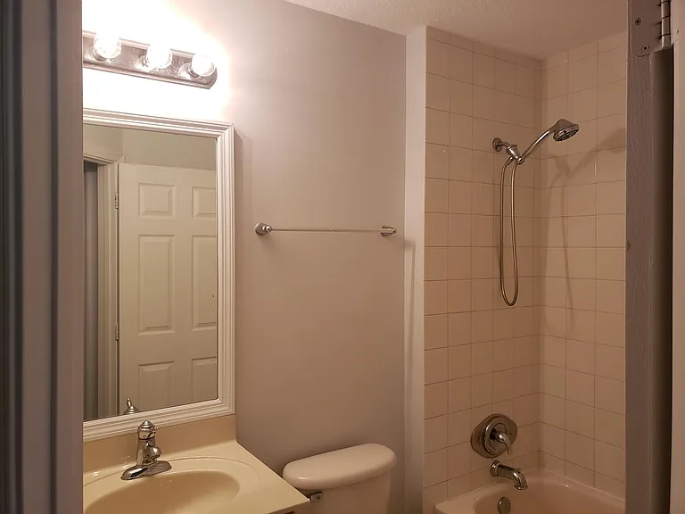 325 Bayfront Dr #325 — Photo 19