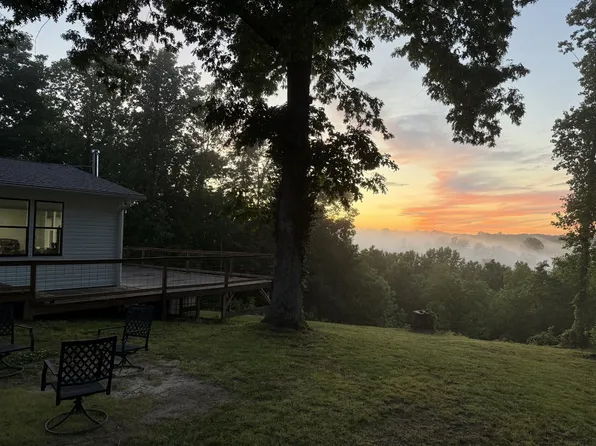 779 Dogwood Dr, Erin, TN 37061