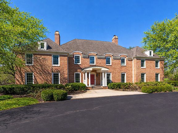 2nd image of 568 Plymouth Dr