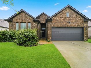 4512 Bartagrass Dr, Rosenberg, TX 77469
