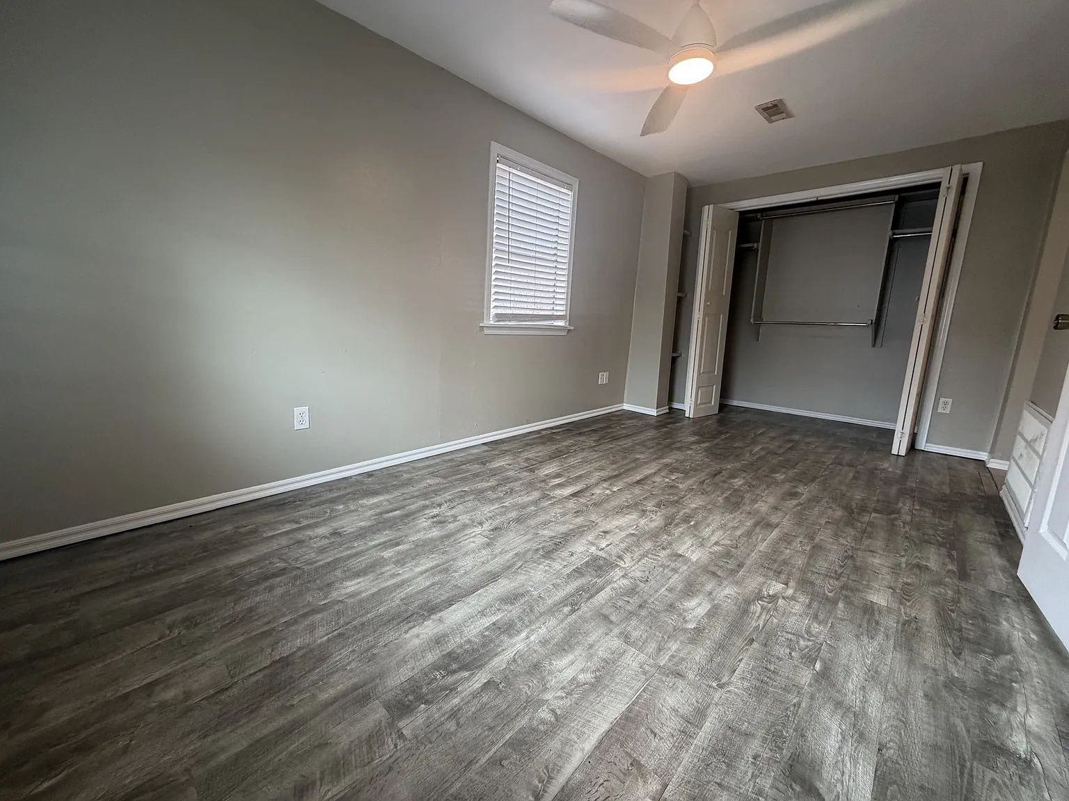 36th & Shartel 4plex - 4 — Photo 2