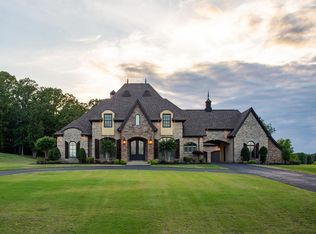 302 Winners Cir, Oxford, MS 38655