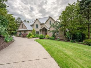 1800 Woodlands Cir, Pittsburgh, PA 15241