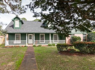 1193 Hindu Cv, Gulf Breeze, FL 32563