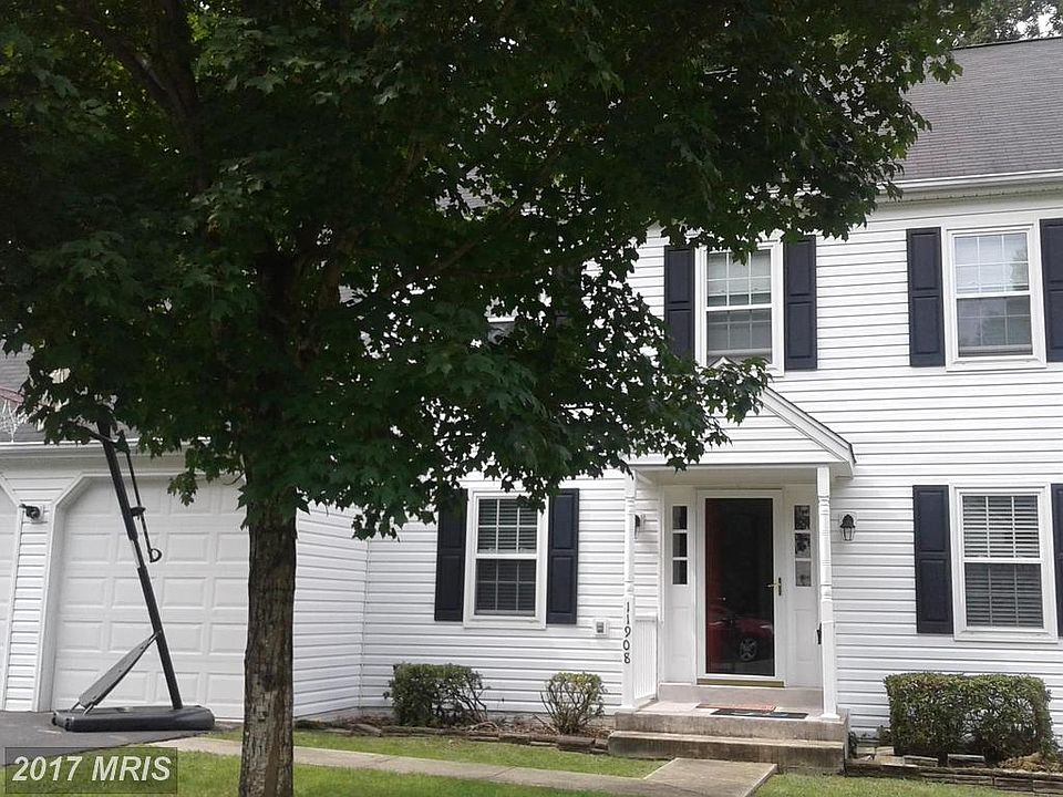 1st image of 11908 Hickory Creek Dr