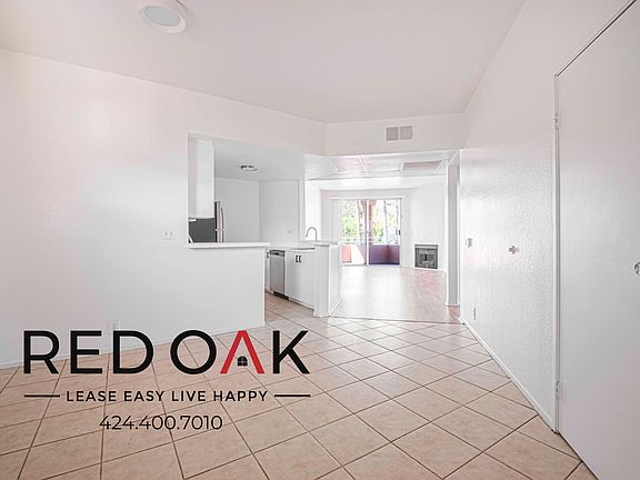 3rd image of 7370 Hawthorn Ave APT 202