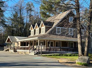 98 Amesbury Rd, Exeter, NH 03833