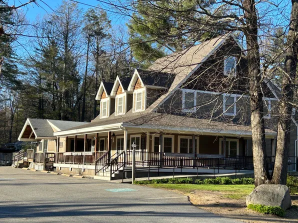 98 Amesbury Road, Kensington, NH 03833