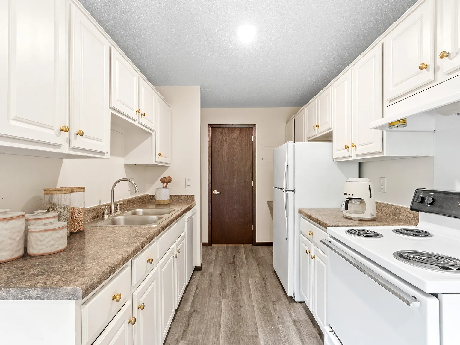Como Park Apartments — Photo 3