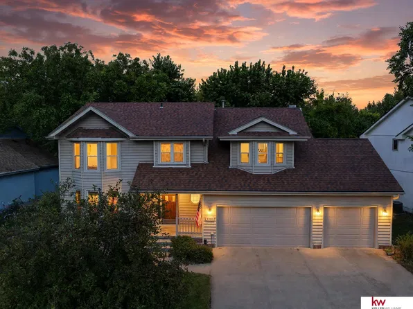 1220 N 164th St, Omaha, NE 68118