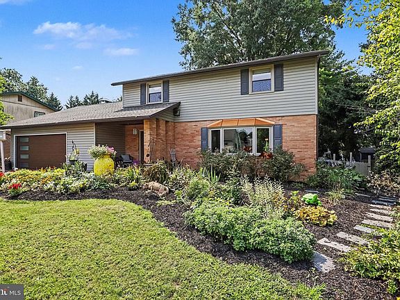 4th image of 1080 Lambley Rd