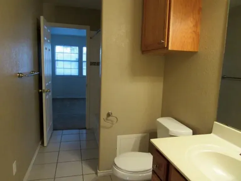 307 Quail Creek Dr — Photo 8
