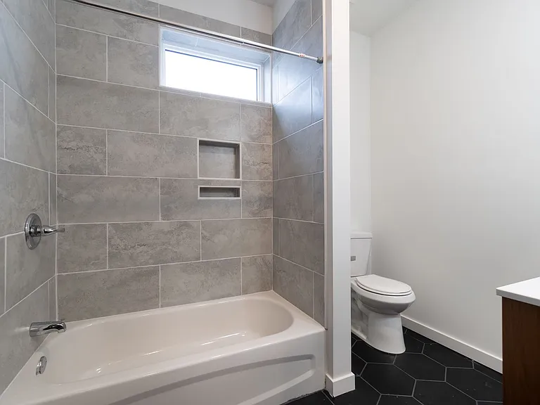 5734 Walnut St — Photo 20