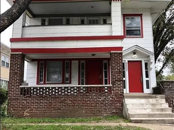 5505 Tracy Ave, Kansas City, MO 64110