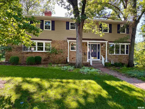 19 Hickory Bow, Macomb, IL 61455