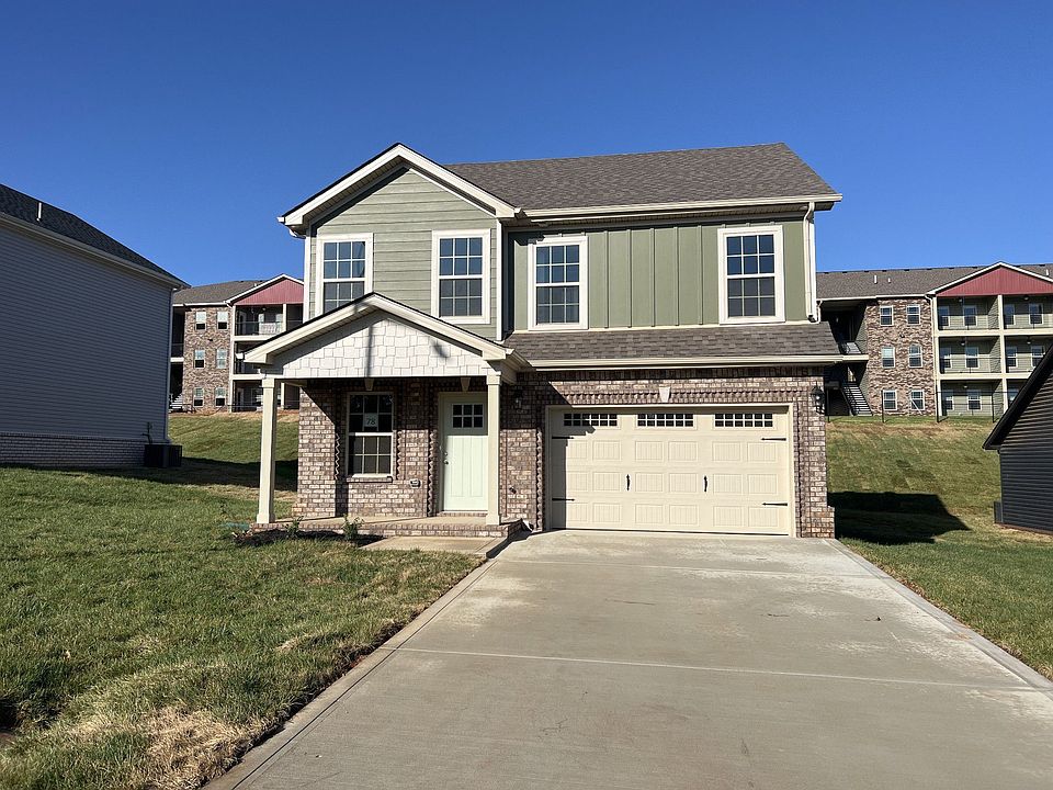 1st image of 832 Lillian Grace Dr
