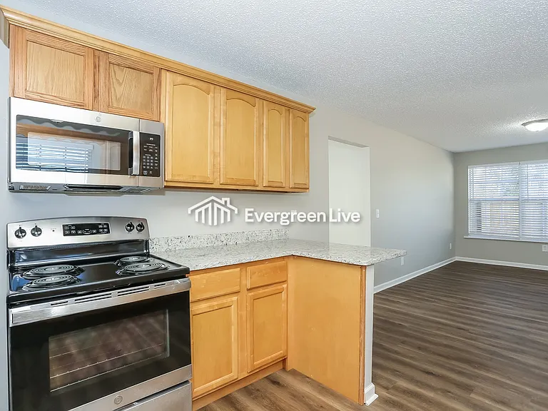 2243 Thiervy Dr — Photo 8