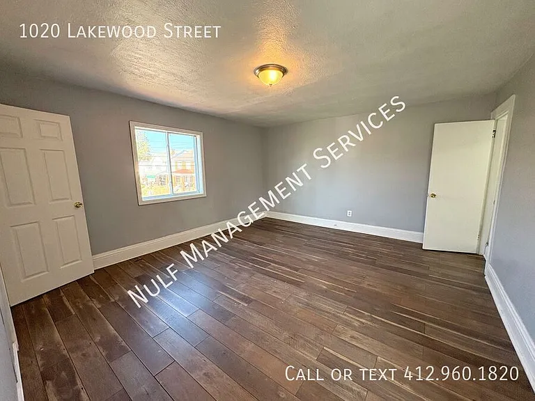 1020 Lakewood St — Photo 9