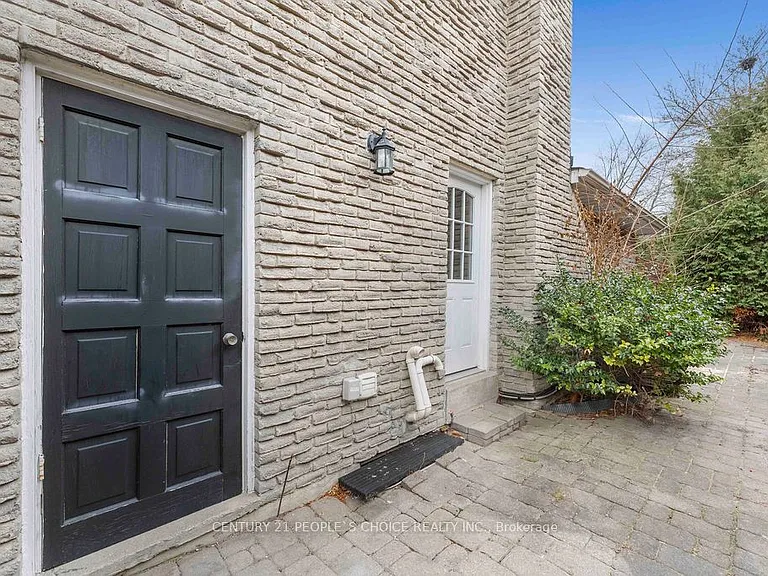 2250 Kenbarb Rd — Photo 40