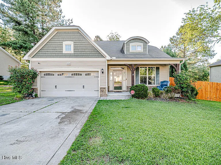 113 Sedgewood Ct — Photo 1