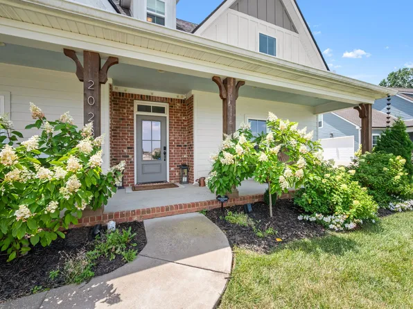 2028 Trout Trl, Murfreesboro, TN 37129