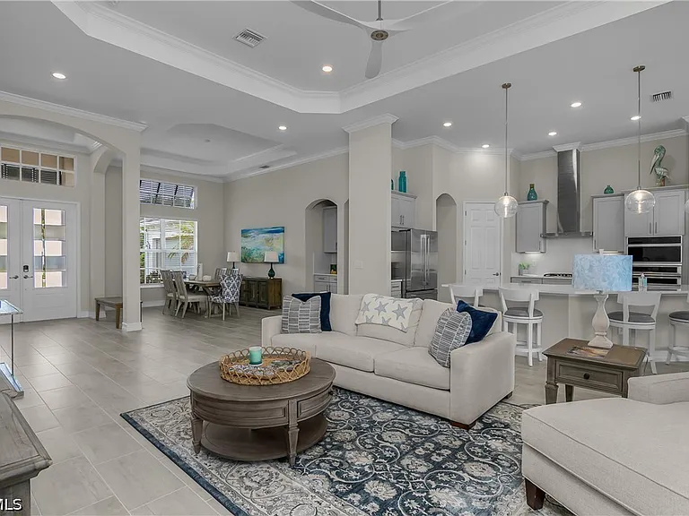 14870 Blue Bay Cir — Photo 10