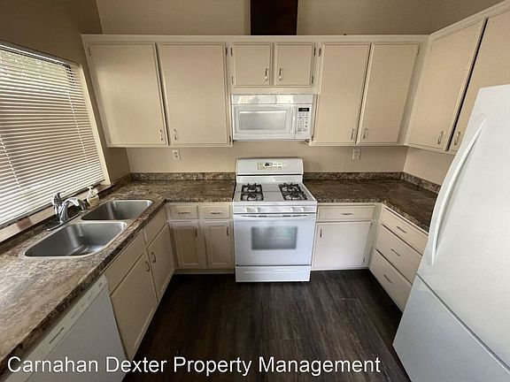 4th image of 18445 Hatteras St Unit 401