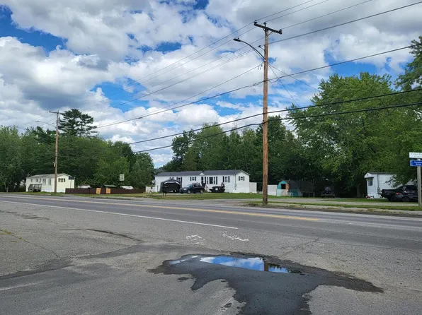 225 North Avenue, Skowhegan, ME 04976