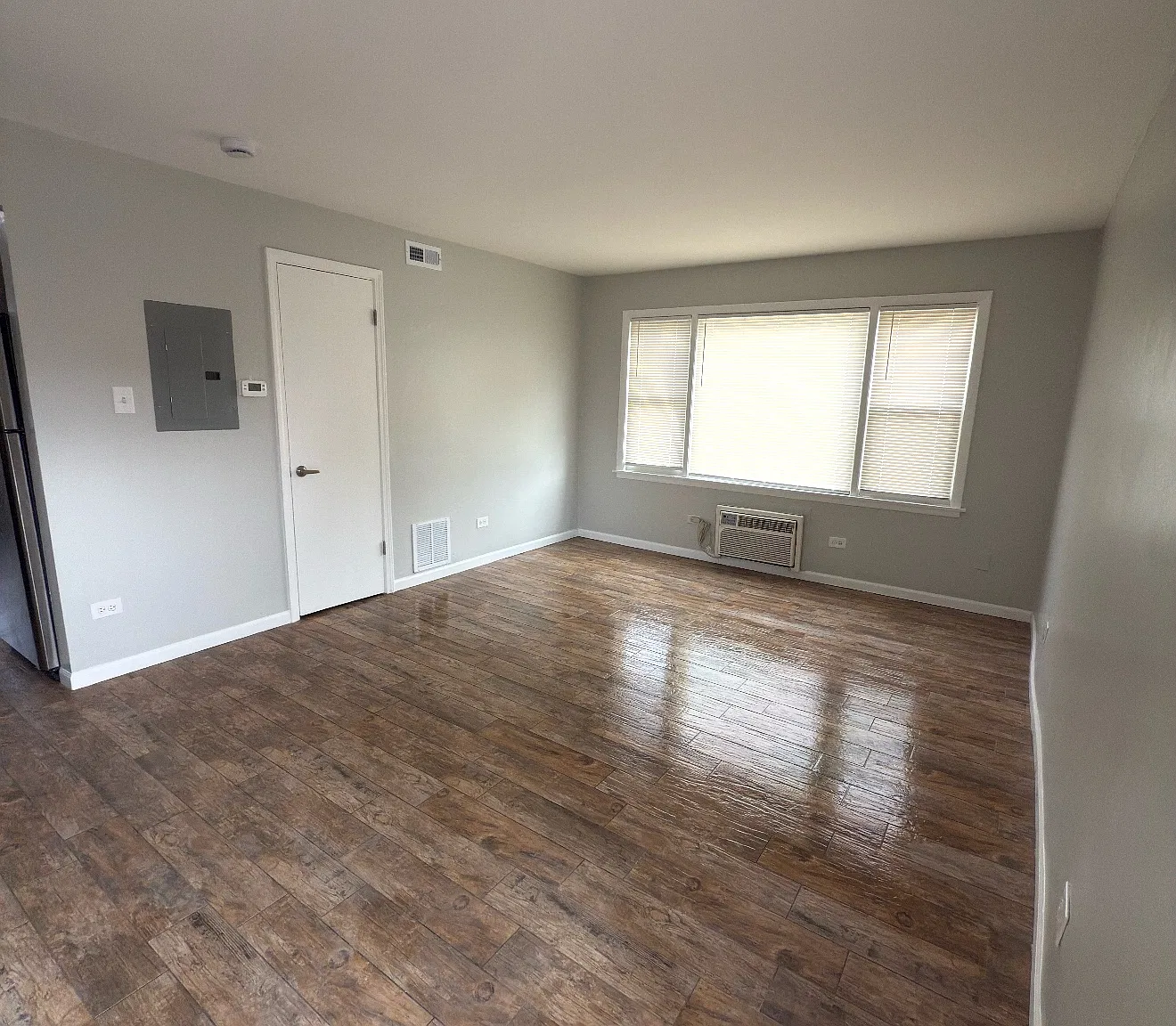 Studio, 500 sqft, $1,095 — Photo 1