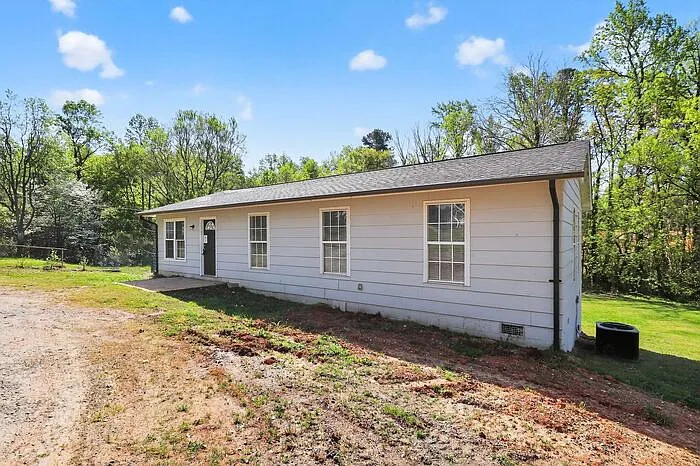 Building Photo - 308 Caroline Ave