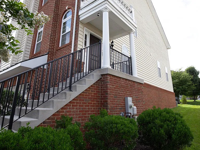 311 Spruce Pine Rd — Photo 2