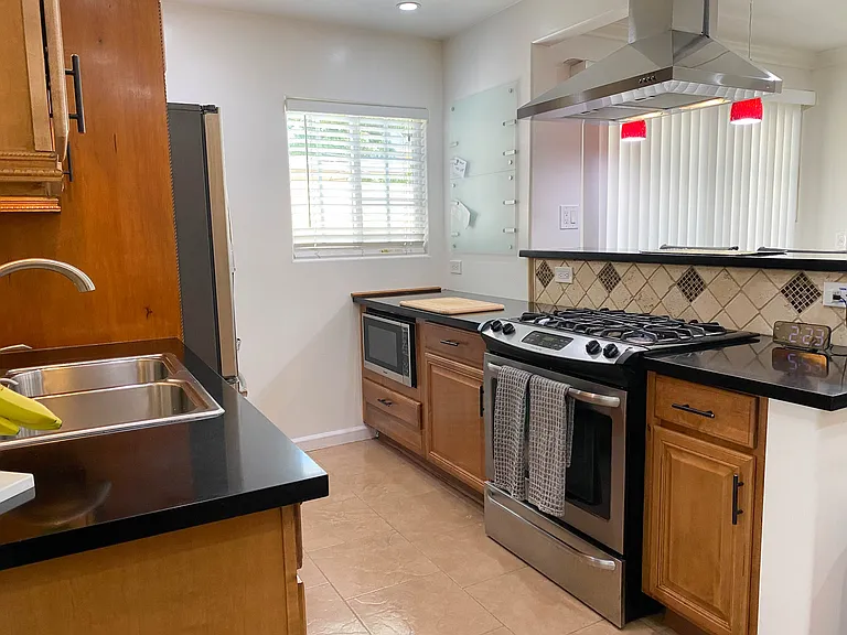 17908 E Edna Pl — Photo 8