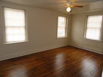 2nd image of 616 W Grace St