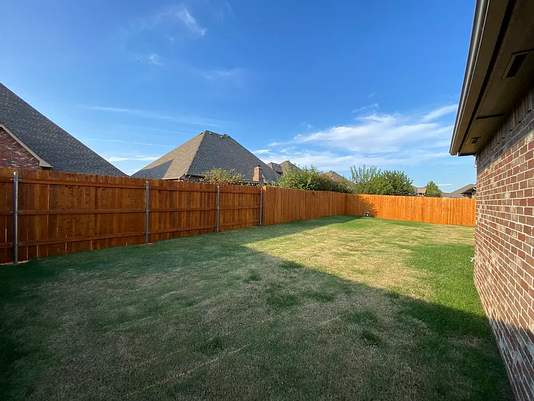 16005 Angie Kaye Ln — Photo 18