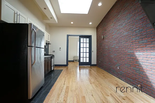 Rented by Rennit Inc. | media 13