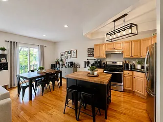 20-22 Steinway Street, #2F