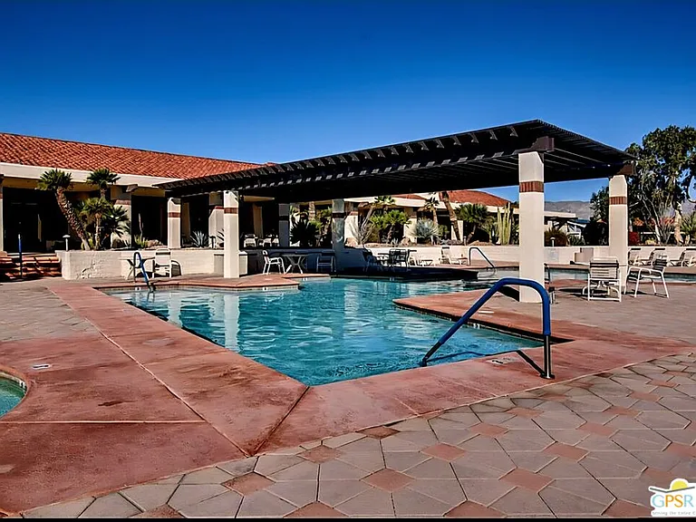 15300 Palm Dr #100 — Photo 12