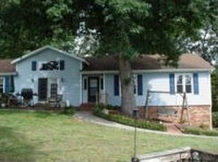 7067 Bridgewood Rd, Clemmons, NC 27012