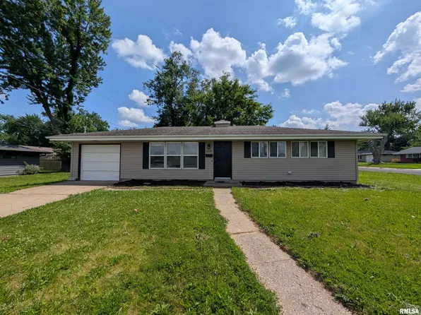 2608 W Westminister Ave, Peoria, IL 61604
