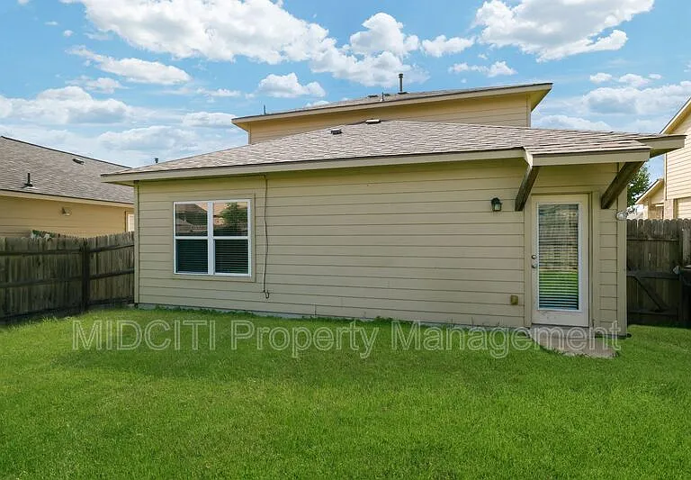 205 Tallow Trl — Photo 29