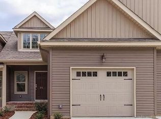 111 Cypress Cir, Southern Pines, NC 28387