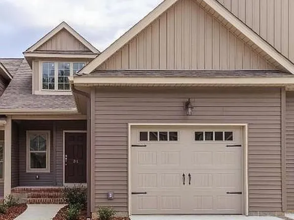 111 Cypress Cir, Southern Pines, NC 28387